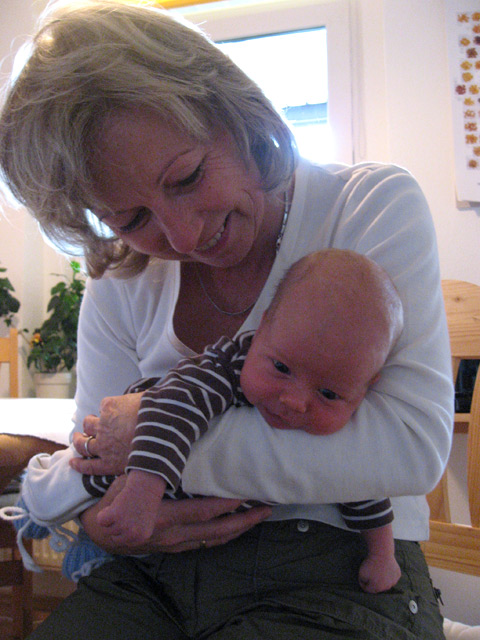 Jacob mit Oma Andrea